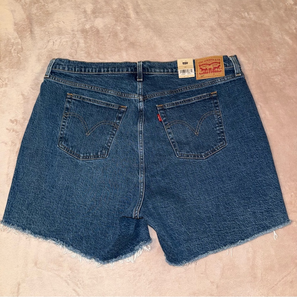 501 Levi’s fray  super high rise shorts size 16W - Picture 2 of 14